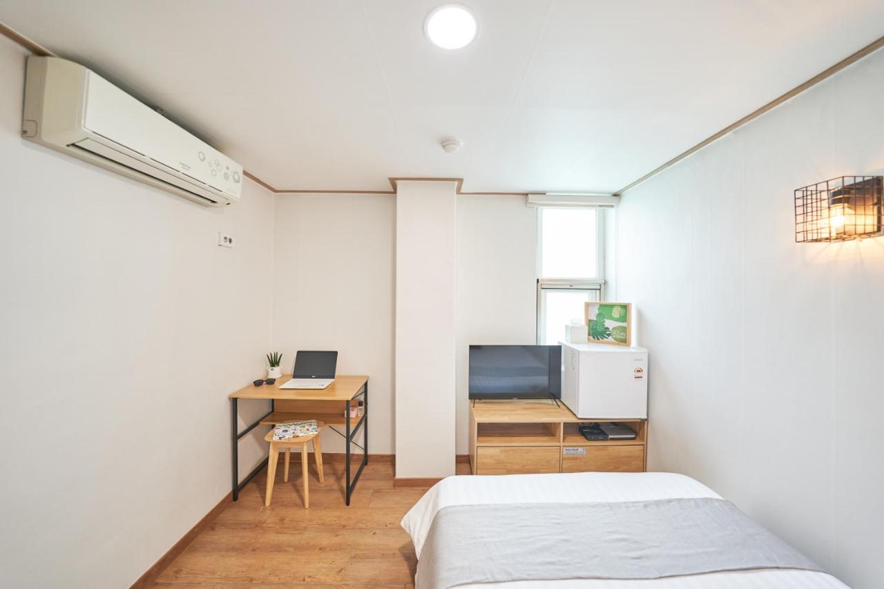 K'Stay Sinchon 首爾 外观 照片