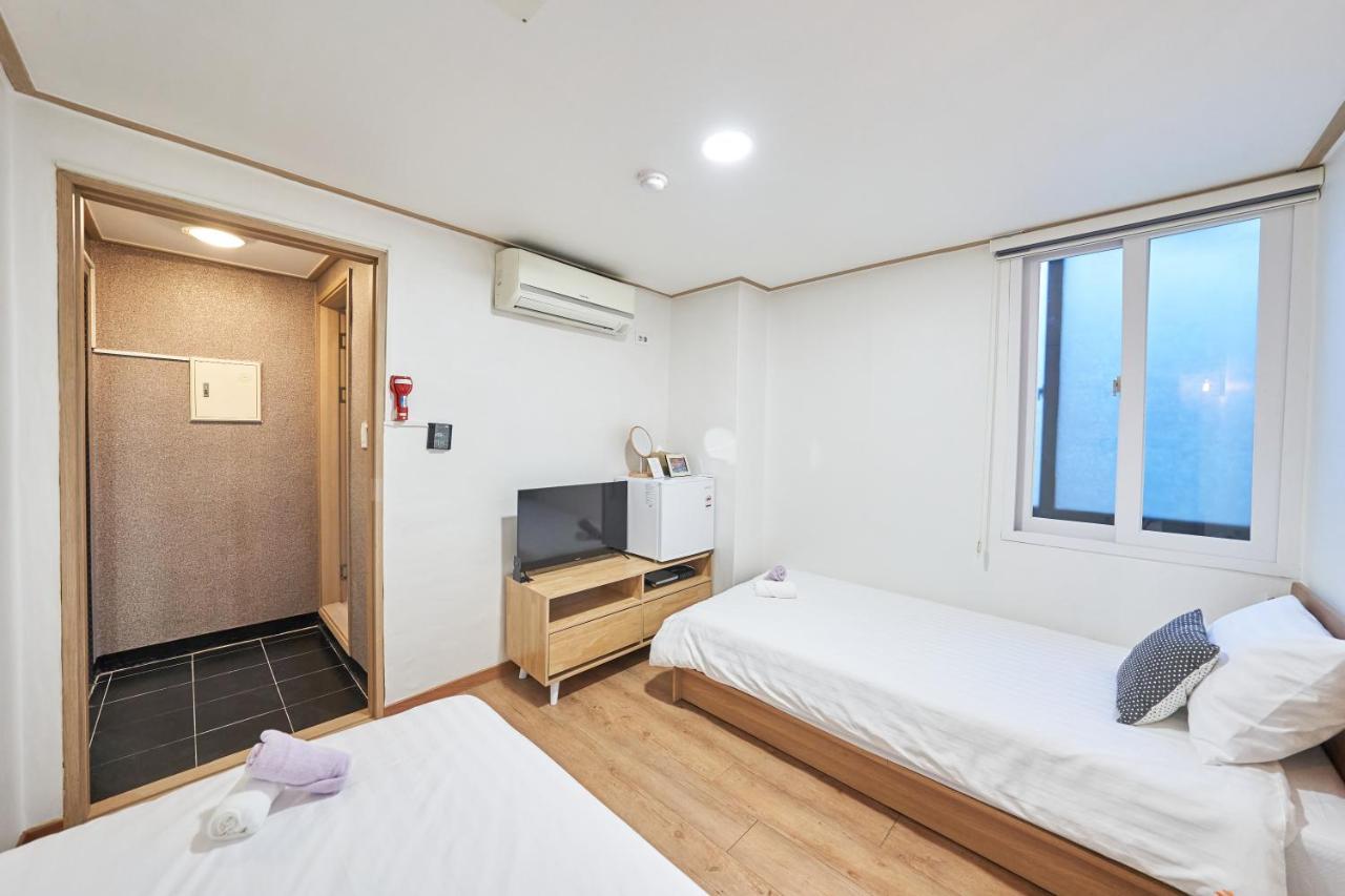 K'Stay Sinchon 首爾 外观 照片